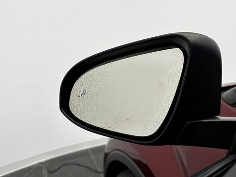 Used 2019 Toyota C-HR XLE image 12