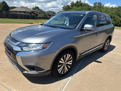Used 2020 Mitsubishi Outlander SE