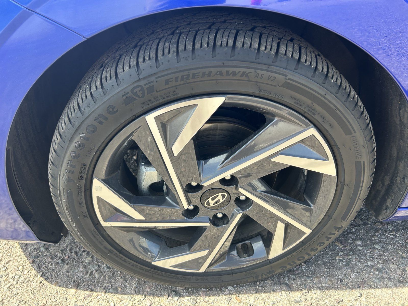 Used 2024 Hyundai Elantra Limited FWD image 10