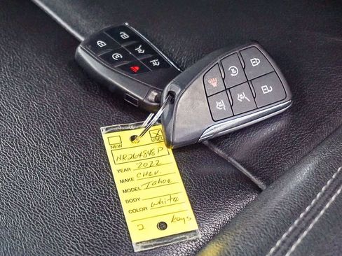 Used 2022 Chevrolet Tahoe Z71 w/ Luxury Package image 22