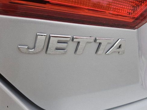 Used 2014 Volkswagen Jetta SE image 12