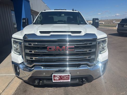 Used 2023 GMC Sierra 3500 SLE w/ SLE Convenience Package image 3
