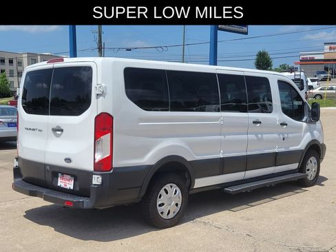 Used 2019 Ford Transit 350 XLT RWD image 4