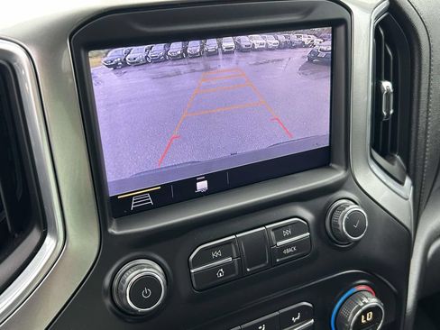 Used 2019 Chevrolet Silverado 1500 LT Trail Boss AWD/4WD image 23