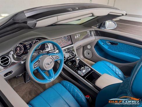 Used 2022 Bentley Continental GT AWD/4WD image 2