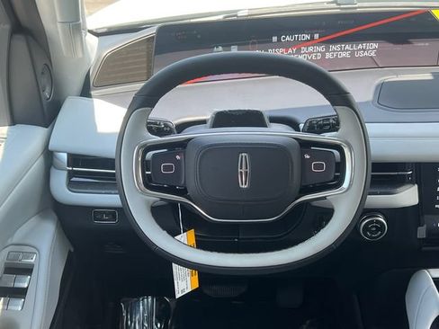 New 2027 Lincoln Navigator L Black Label AWD/4WD image 19