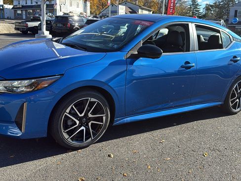 Certified 2024 Nissan Sentra SR w/ SR Premium Package image 3