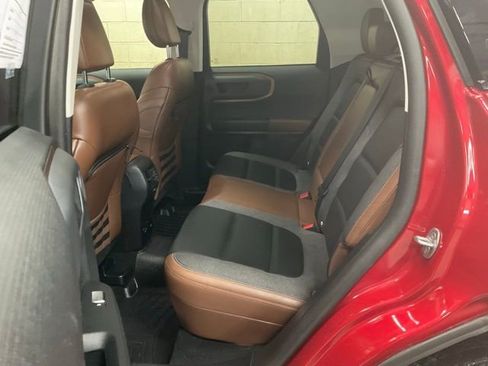 Used 2021 Ford Bronco Sport Outer Banks w/ Outer Banks Package (96D) image 6