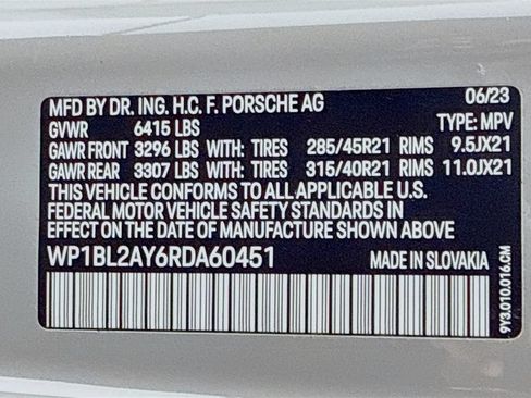 Certified 2024 Porsche Cayenne S AWD/4WD image 35