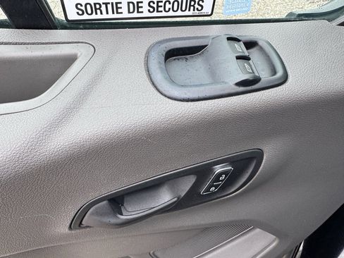 Used 2023 Ford Transit 350 XLT image 14