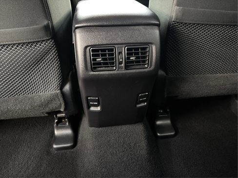 Used 2016 Toyota 4Runner SR5 AWD/4WD image 28
