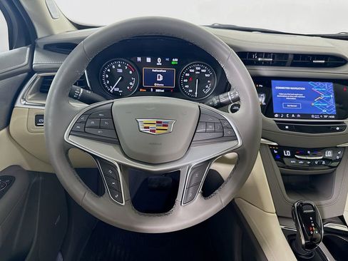Used 2025 Cadillac XT5 Premium Luxury w/ Technology Package image 22