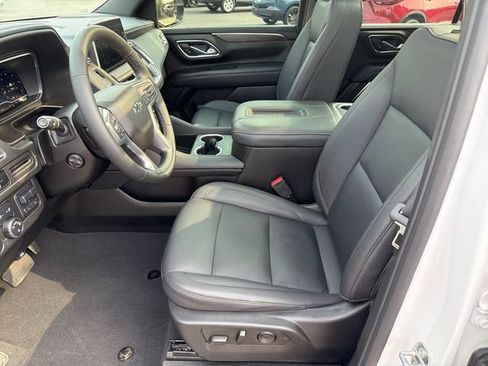 Certified 2023 Chevrolet Tahoe Z71 w/ Luxury Package AWD/4WD image 9