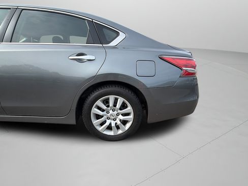 Used 2014 Nissan Altima 2.5 S FWD image 31