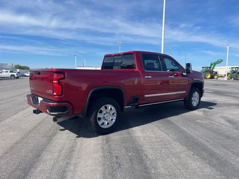 Used 2025 Chevrolet Silverado 2500 High Country w/ Technology Package image 5