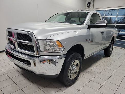 Used 2017 RAM 2500 Tradesman w/ Chrome Appearance Group image 10