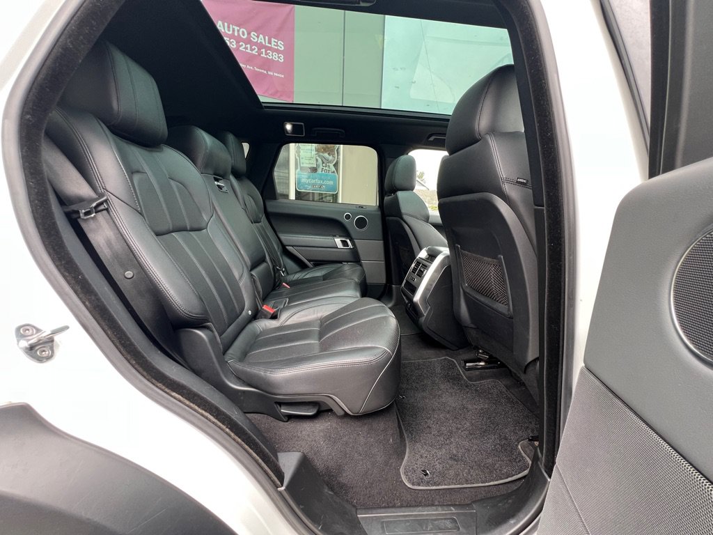 Used 2015 Land Rover Range Rover Sport SE AWD/4WD image 19