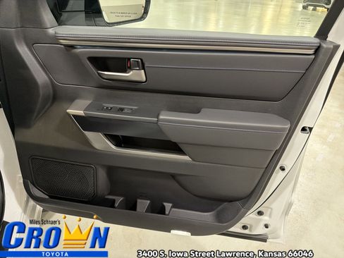 New 2026 Toyota Sequoia Platinum AWD/4WD image 39