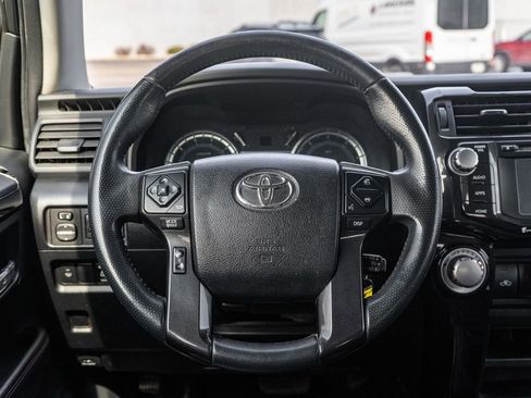 Used 2018 Toyota 4Runner TRD Off-Road Premium AWD/4WD image 14