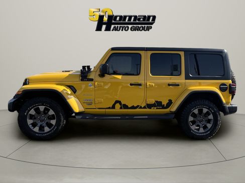 Used 2021 Jeep Wrangler Unlimited Sahara w/ Dual Top Group AWD/4WD image 2