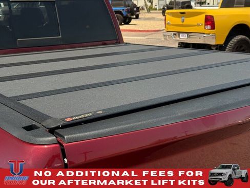 Used 2018 RAM 3500 Big Horn w/ Sport Appearance Group AWD/4WD image 11