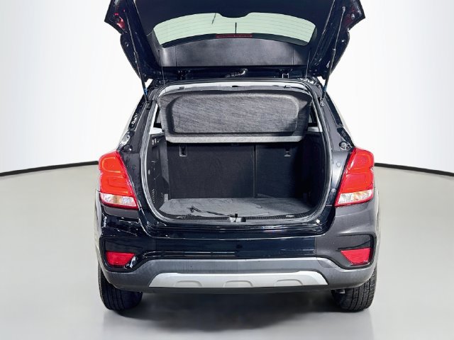 Used 2020 Chevrolet Trax LT FWD image 33
