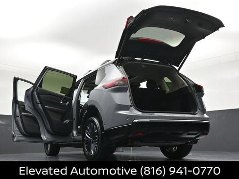 Certified 2026 Nissan Rogue Platinum w/ Platinum Premium Package AWD/4WD image 41
