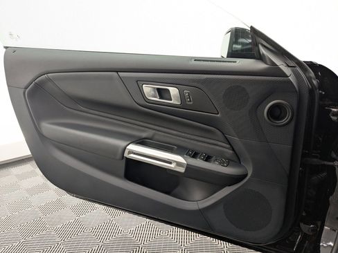 Used 2024 Ford Mustang Premium image 11