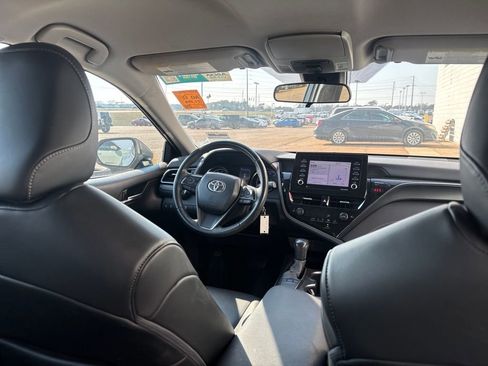 Used 2022 Toyota Camry SE image 26