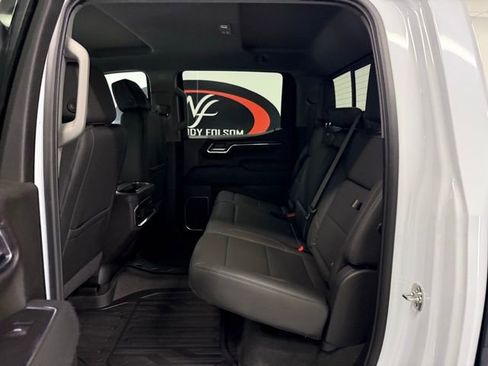 New 2026 GMC Sierra 1500 SLT w/ SLT Premium Plus Package image 15
