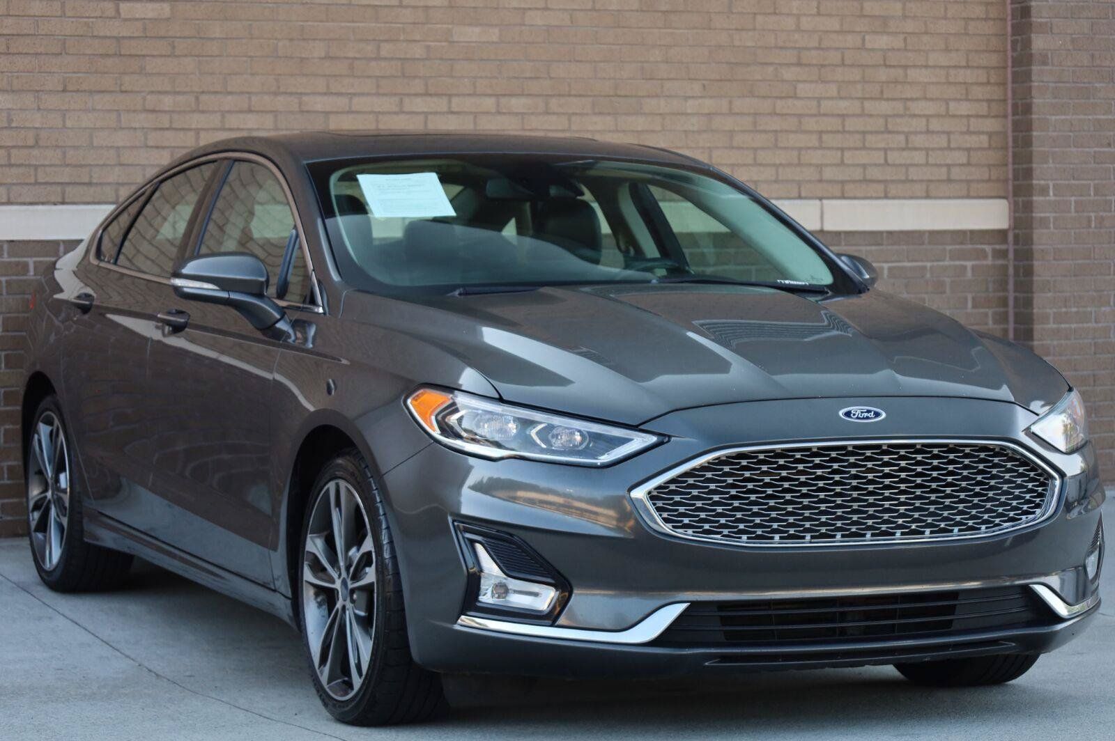 Used 2020 Ford Fusion Titanium FWD image 6