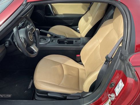 Used 2012 MAZDA MX-5 Miata Grand Touring w/ Premium Pkg image 17