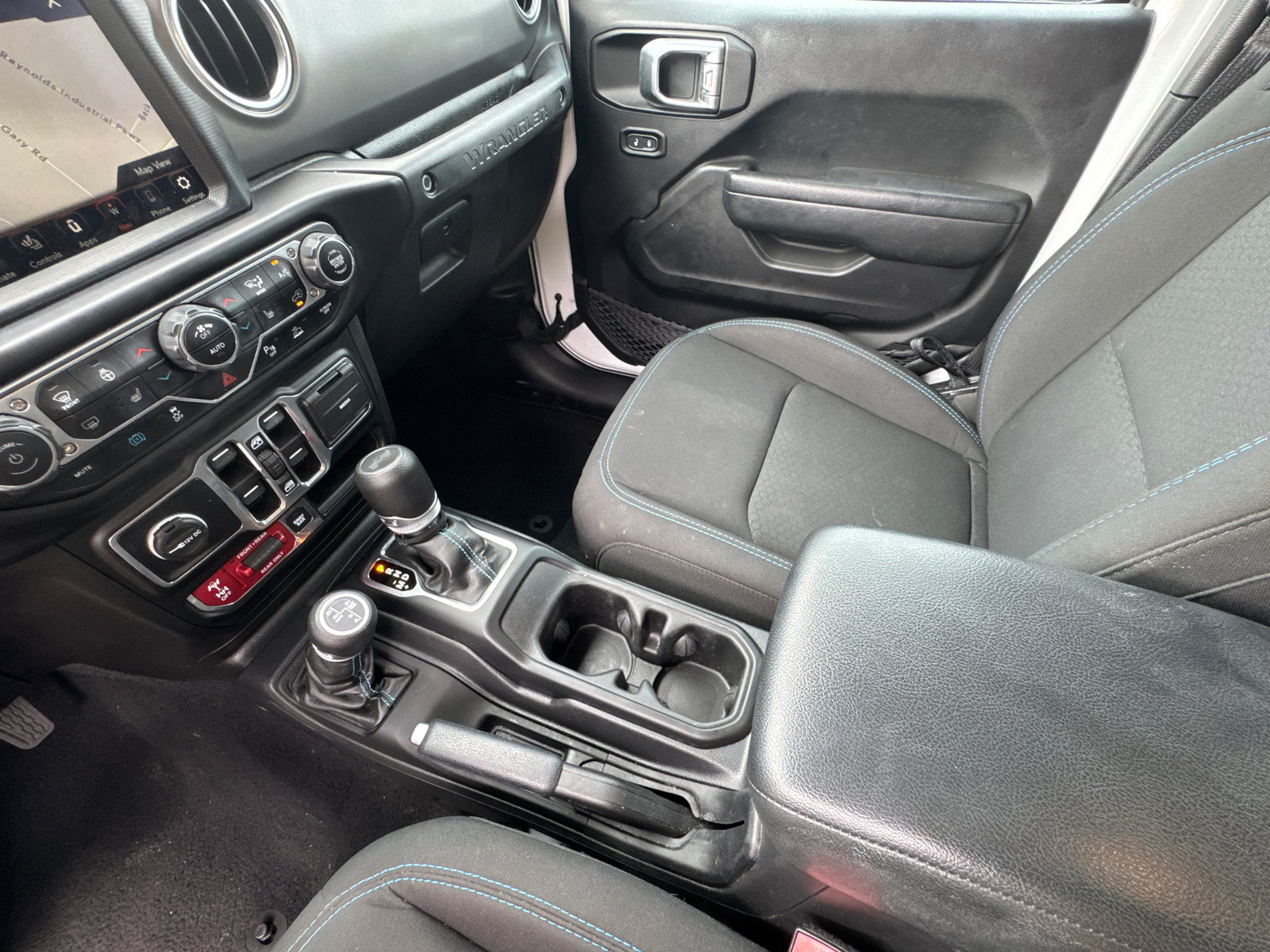 Used 2023 Jeep Wrangler Unlimited Rubicon 4xe w/ Safety Group AWD/4WD image 30