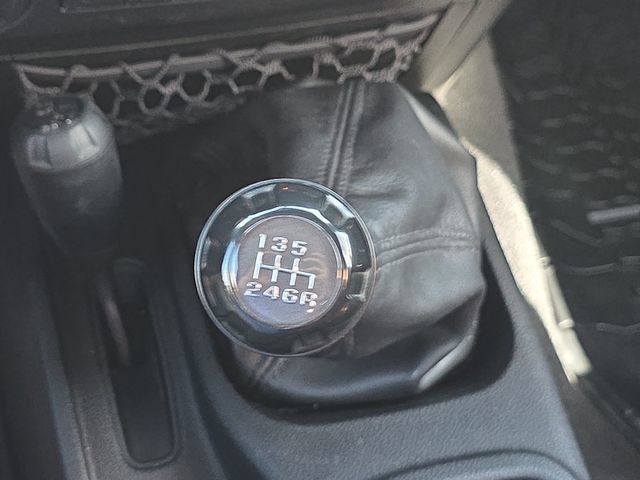 Used 2014 Jeep Wrangler Sport AWD/4WD image 25