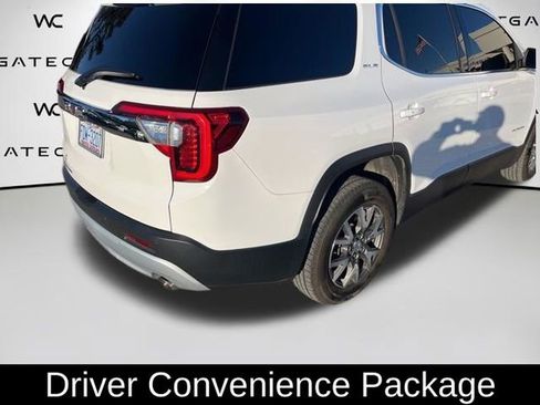 Used 2021 GMC Acadia SLE w/ Driver Convenience Package image 4