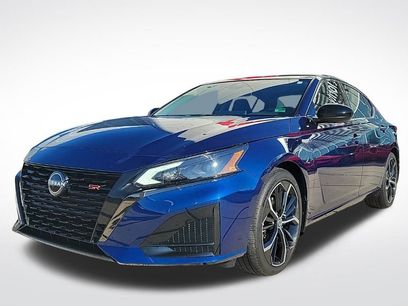 Used 2023 Nissan Altima 2.5 SR w/ SR Premium Package