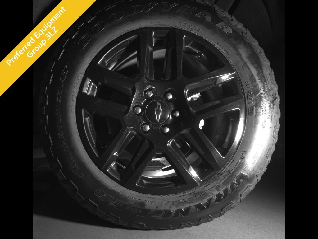 Used 2024 Chevrolet Silverado 1500 High Country w/ Midnight Edition AWD/4WD image 10