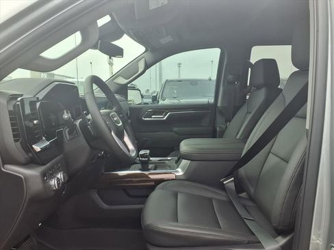 New 2026 GMC Sierra 1500 Elevation image 12
