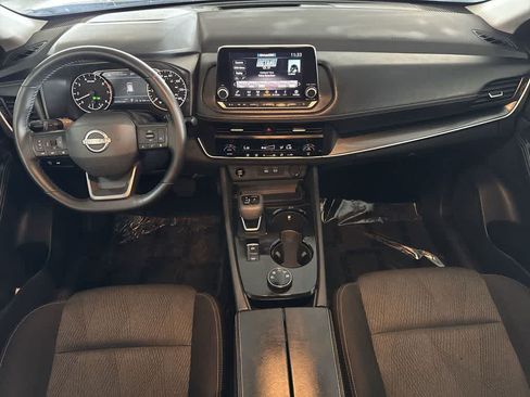 Used 2025 Nissan Rogue SV AWD/4WD image 23