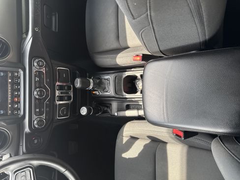 Used 2022 Jeep Wrangler Unlimited Sport AWD/4WD image 29