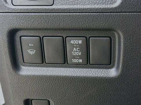 Used 2021 Toyota 4Runner Venture w/ Moonroof Package AWD/4WD image 26
