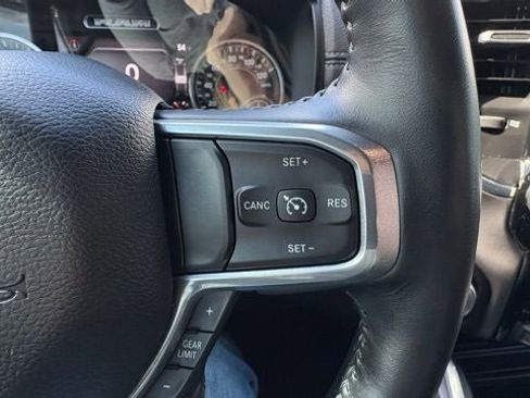 Used 2023 RAM 1500 Laramie AWD/4WD image 29
