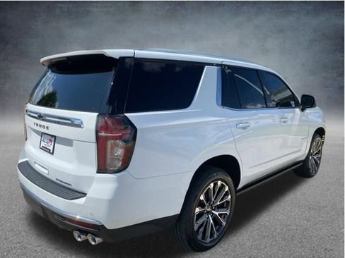 Used 2023 Chevrolet Tahoe Premier w/ Premium Package AWD/4WD image 7
