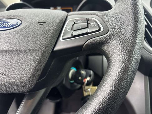 Used 2018 Ford Escape SE w/ SE Sync 3 Package image 19