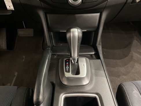 Used 2013 Honda Crosstour EX image 17