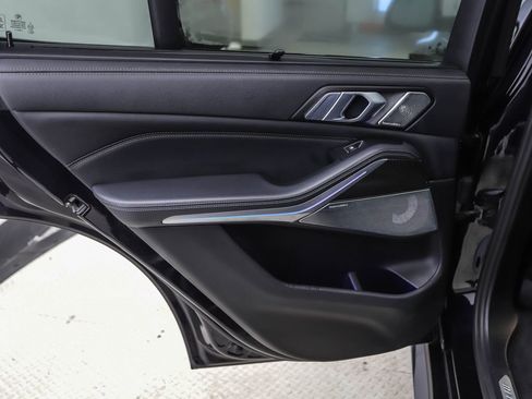 Used 2021 BMW X5 M50i w/ Executive Package image 20