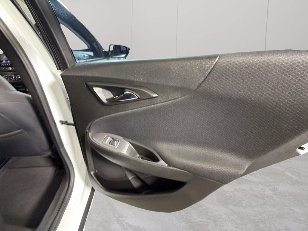 Used 2023 Chevrolet Malibu LT FWD image 32