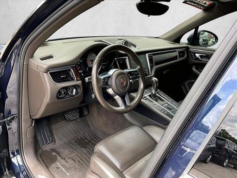 Used 2017 Porsche Macan S AWD/4WD image 14