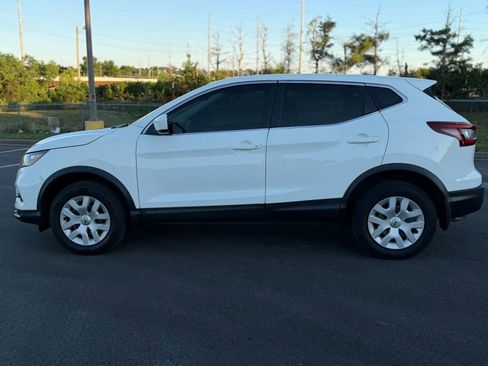 Used 2020 Nissan Rogue Sport S FWD image 2