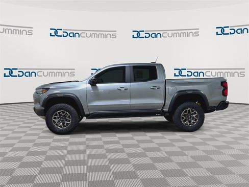Used 2025 Chevrolet Colorado ZR2 w/ Technology Package image 5